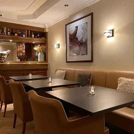 Hotel Alberts